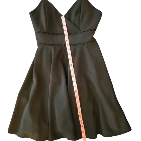 Jun&Ivy MD Little Black Fit & Flare Dress - Picture 8 of 10